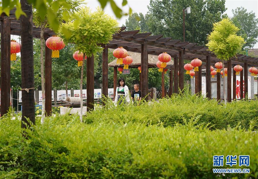 (走向我們的小康生活·圖文互動)(4)小山村辦起“騎行俱樂部”——鄉(xiāng)村變富變美帶來的新鮮事