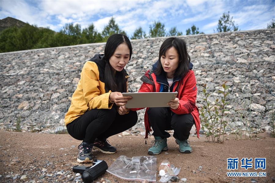 （熱點(diǎn)鮮報(bào)&middot;圖文互動(dòng)）（1）科學(xué)也能很浪漫&mdash;&mdash;看&ldquo;女漢子&rdquo;如何在青藏高原做科考