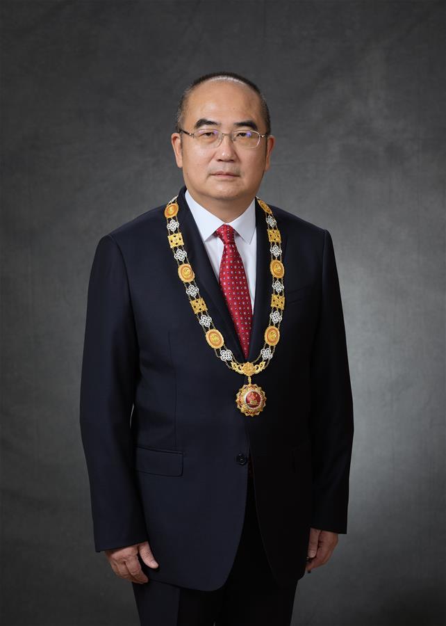 (新華網(wǎng))“人民英雄”國(guó)家榮譽(yù)稱(chēng)號(hào)獲得者——張定宇