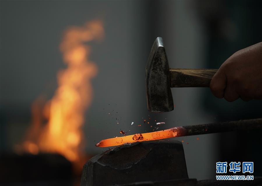 （走向我們的小康生活&middot;決戰(zhàn)決勝脫貧攻堅(jiān)&middot;圖文互動(dòng)）（2）甘青交界處的跨越&mdash;&mdash;保安族、撒拉族的脫貧故事