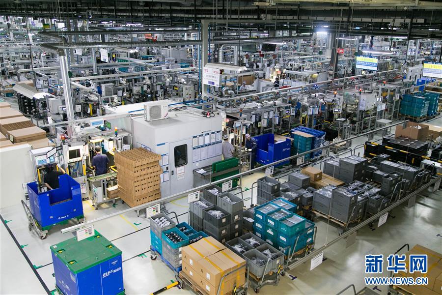 (在習(xí)近平新時(shí)代中國特色社會主義思想指引下——新時(shí)代新作為新篇章·習(xí)近平總書記關(guān)切事·圖文互動)(5)推動高質(zhì)量發(fā)展 “湘”當(dāng)有作為