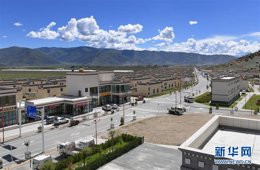 (新華全媒頭條·走向我們的小康生活·決戰(zhàn)決勝脫貧攻堅(jiān)·圖文互動)(8)兩次遷徙“搬窮”記——海拔最高縣雙湖的“戰(zhàn)貧故事”