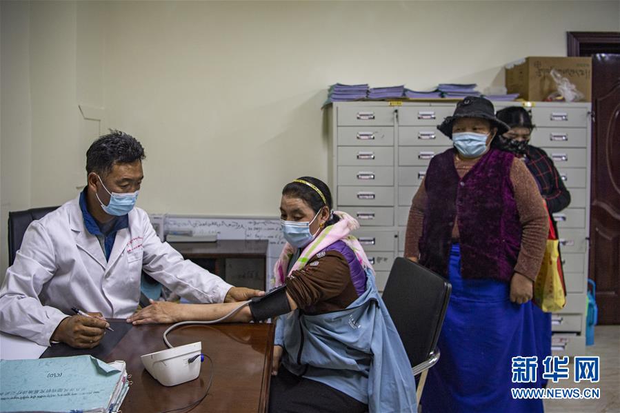 （新華全媒頭條&middot;走向我們的小康生活&middot;圖文互動(dòng)）（6）扎西德勒，我們的新家園&mdash;&mdash;西藏易地扶貧搬遷搬出幸福美好新生活