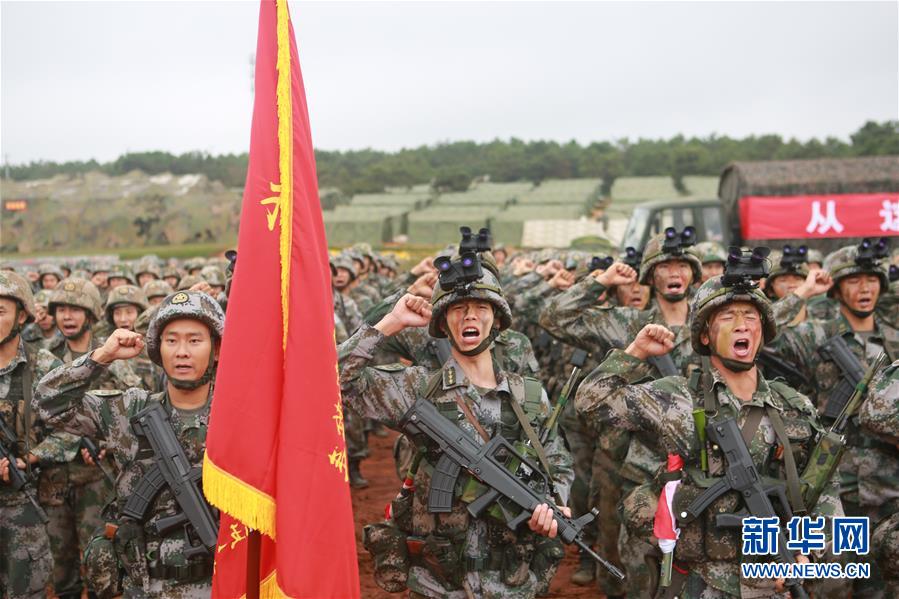 （在習(xí)近平強軍思想指引下&middot;我們在戰(zhàn)位報告&middot;圖文互動）（1）千里移防，鐵心跟黨走&mdash;&mdash;南部戰(zhàn)區(qū)陸軍第75集團軍某紅軍旅政治建軍、練兵備戰(zhàn)記事