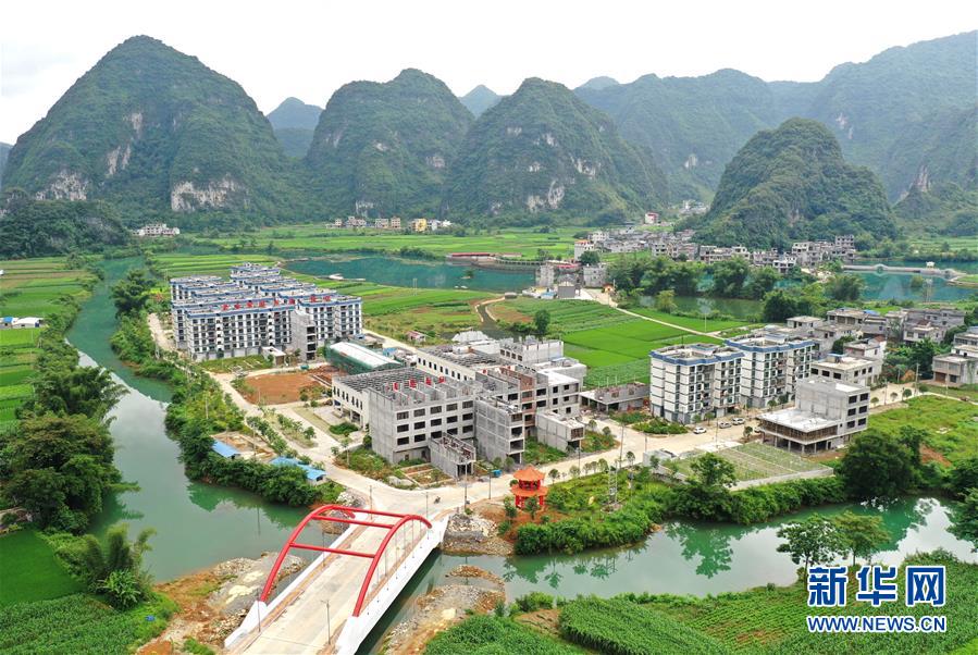 (新華全媒頭條·圖文互動)(7)決戰(zhàn)千山萬弄間——廣西“極貧角落”最后攻堅記