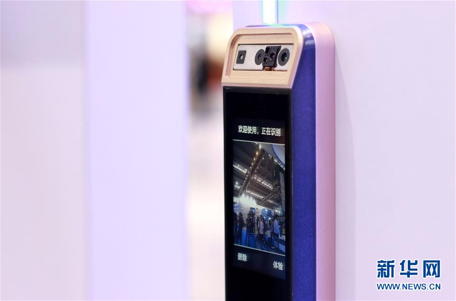 （深圳特區(qū)40年&middot;圖文互動）（1）從&ldquo;吸附器&rdquo;到&ldquo;發(fā)動機&rdquo;&mdash;&mdash;深圳厚植創(chuàng)新發(fā)展新優(yōu)勢