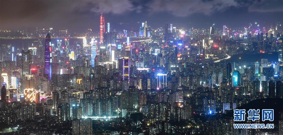 (在習(xí)近平新時(shí)代中國(guó)特色社會(huì)主義思想指引下——新時(shí)代新作為新篇章·習(xí)近平總書記關(guān)切事·圖文互動(dòng))(15)我家大門常打開——經(jīng)濟(jì)特區(qū)全方位對(duì)外開放故事