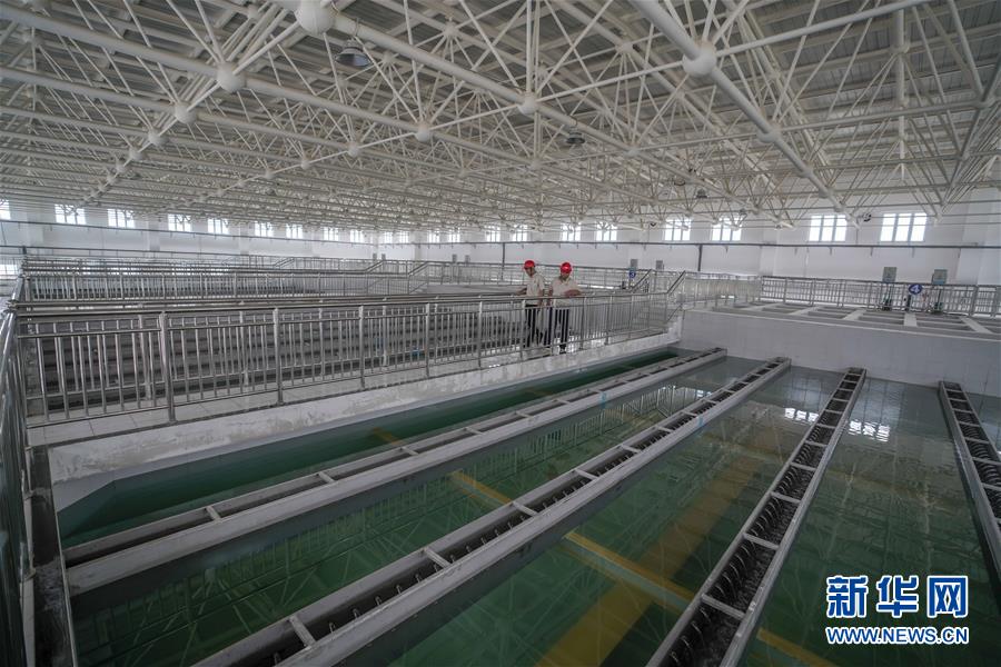 (新華全媒頭條·圖文互動(dòng))(3)新天地 新兒女 新奇跡——脫貧攻堅(jiān)繪就新疆新圖景