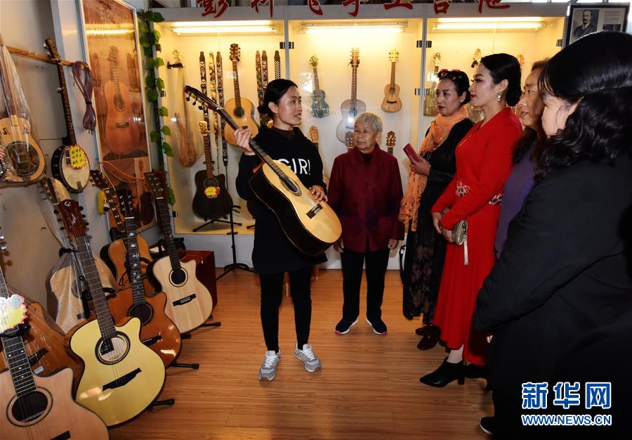 (全面建成小康社會“百城千縣萬村調(diào)研行”·圖文互動)(3)河北周窩:“音樂小鎮(zhèn)”奏響鄉(xiāng)村振興協(xié)奏曲