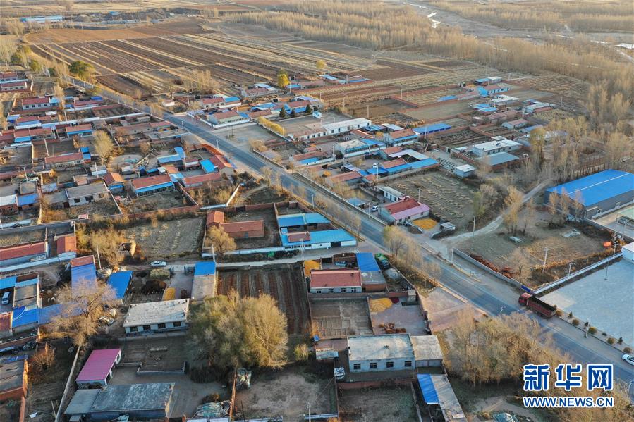 （全面建成小康社會(huì)&ldquo;百城千縣萬(wàn)村&rdquo;調(diào)研行&middot;圖文互動(dòng)）（2）互助互利，小甘薯帶來(lái)甜蜜日子&mdash;&mdash;內(nèi)蒙古奈曼旗互利村闖出產(chǎn)業(yè)致富之路