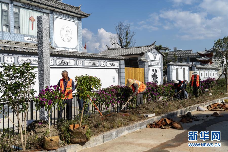 (五中全會(huì)精神在基層·圖文互動(dòng))(4)一湖清水映“綠”廊——高原明珠洱海“顏值”再提升