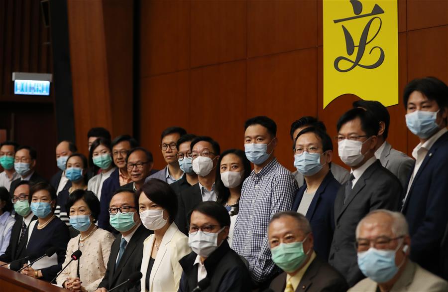 (圖文互動)(1)香港特區(qū)立法會主席和41位議員支持建立健全香港特區(qū)維護國家安全的法律制度和執(zhí)行機制