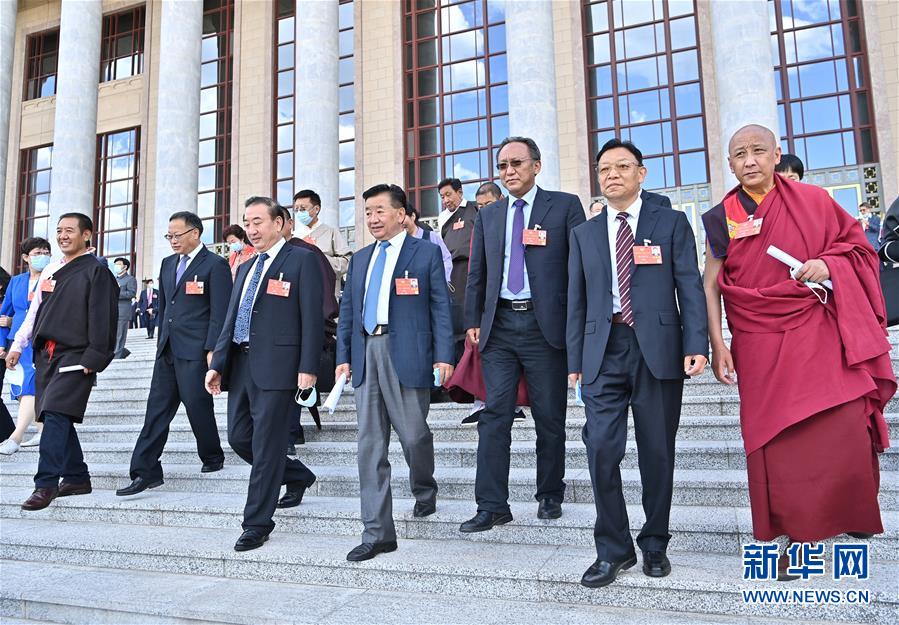 （兩會&middot;XHDW）（14）全國政協(xié)十三屆三次會議舉行閉幕會