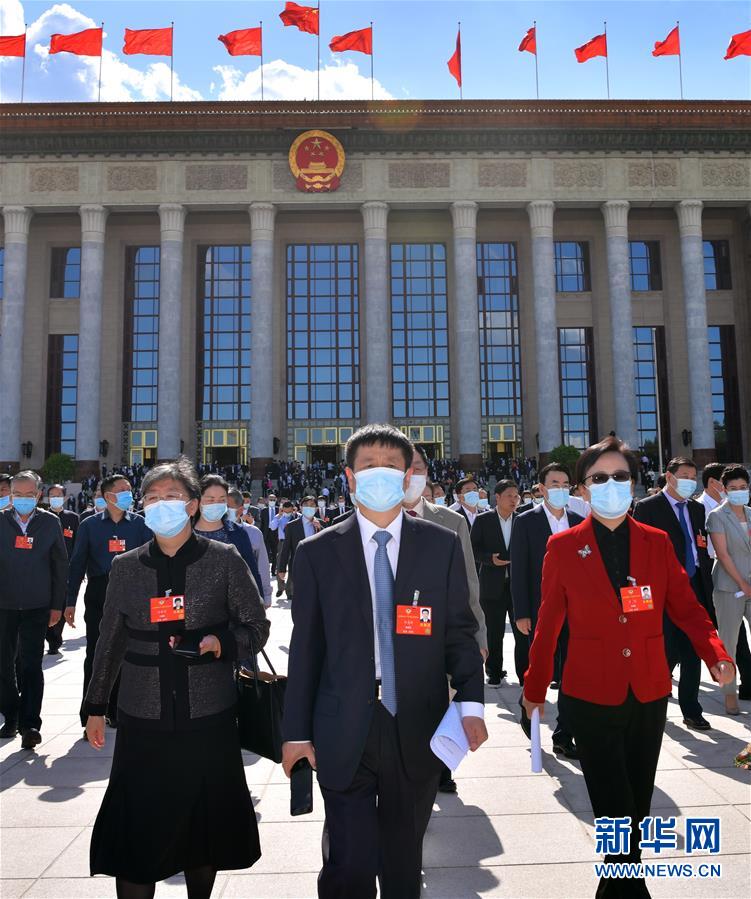（兩會(huì)&middot;XHDW）（17）全國(guó)政協(xié)十三屆三次會(huì)議舉行閉幕會(huì)