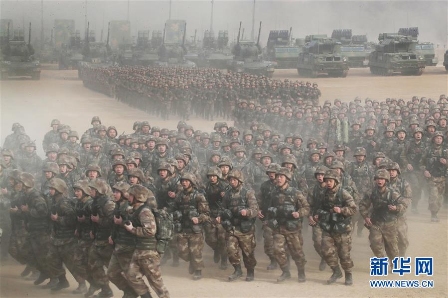 (自信中國·70年啟示錄·圖文互動)(3)富國強軍筑長城——從壯闊70年看中國強軍