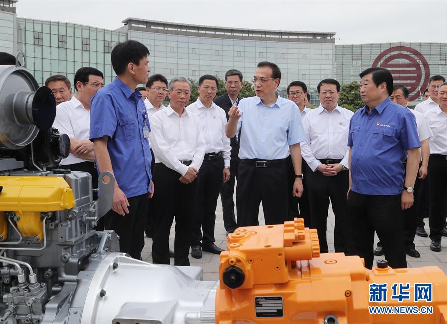 (時(shí)政)(1)李克強(qiáng)在山東考察