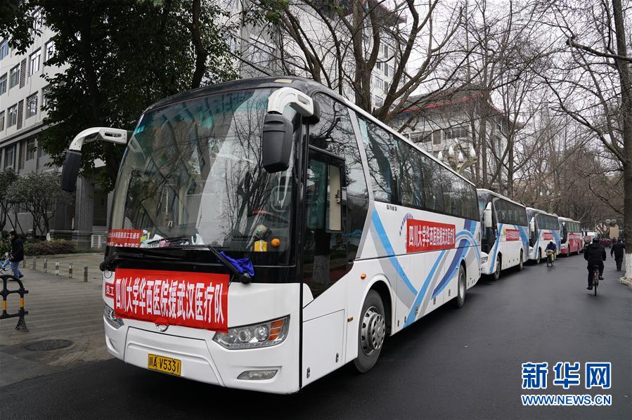 （在習近平新時代中國特色社會主義思想指引下&mdash;&mdash;新時代新作為新篇章&middot;習近平總書記關切事&middot;圖文互動）（2）點亮希望 驅(qū)魔救人&mdash;&mdash;全國醫(yī)護人員馳援湖北的故事