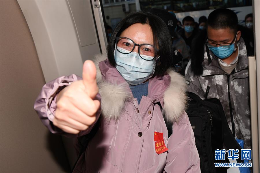 (在習(xí)近平新時(shí)代中國(guó)特色社會(huì)主義思想指引下——新時(shí)代新作為新篇章·習(xí)近平總書記關(guān)切事·圖文互動(dòng))(4)打好防控“主動(dòng)仗”——各地精準(zhǔn)施策堅(jiān)決遏制疫情蔓延