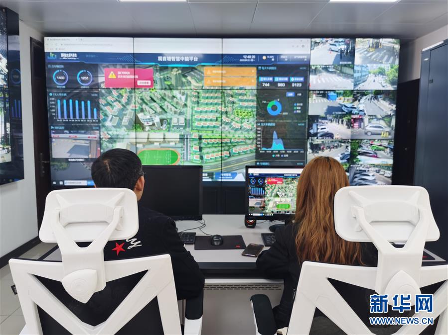 (在習(xí)近平新時代中國特色社會主義思想指引下——新時代新作為新篇章·習(xí)近平總書記關(guān)切事·圖文互動)(1)扎緊籬笆打好樁——各地筑牢社區(qū)防控安全屏障