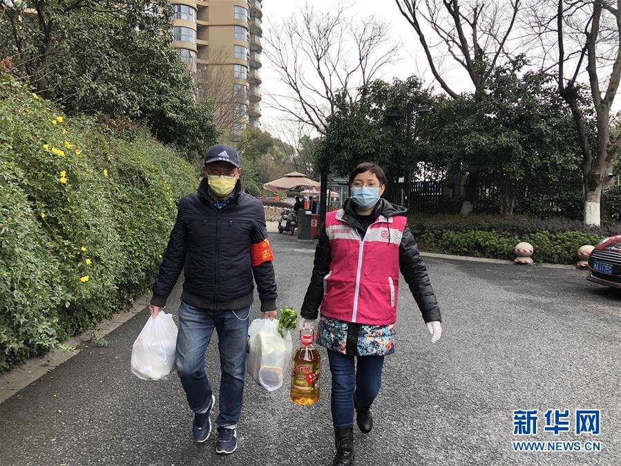 (在習(xí)近平新時代中國特色社會主義思想指引下——新時代新作為新篇章·習(xí)近平總書記關(guān)切事·圖文互動)(2)扎緊籬笆打好樁——各地筑牢社區(qū)防控安全屏障