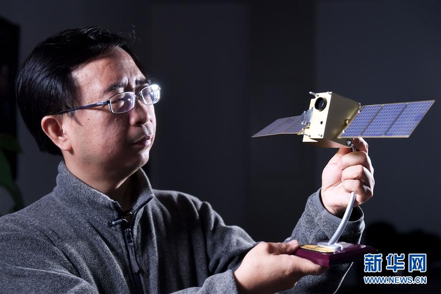（在習近平新時代中國特色社會主義思想指引下&mdash;&mdash;新時代新作為新篇章&middot;習近平總書記關(guān)切事&middot;圖文互動）（1）探&ldquo;微觀世界&rdquo; 抓&ldquo;關(guān)鍵變量&rdquo;&mdash;&mdash;我國科學家與量子&ldquo;糾纏&rdquo;的故事