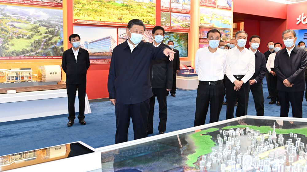 習近平等黨和國家領(lǐng)導人參觀&ldquo;奮進新時代&rdquo;主題成就展