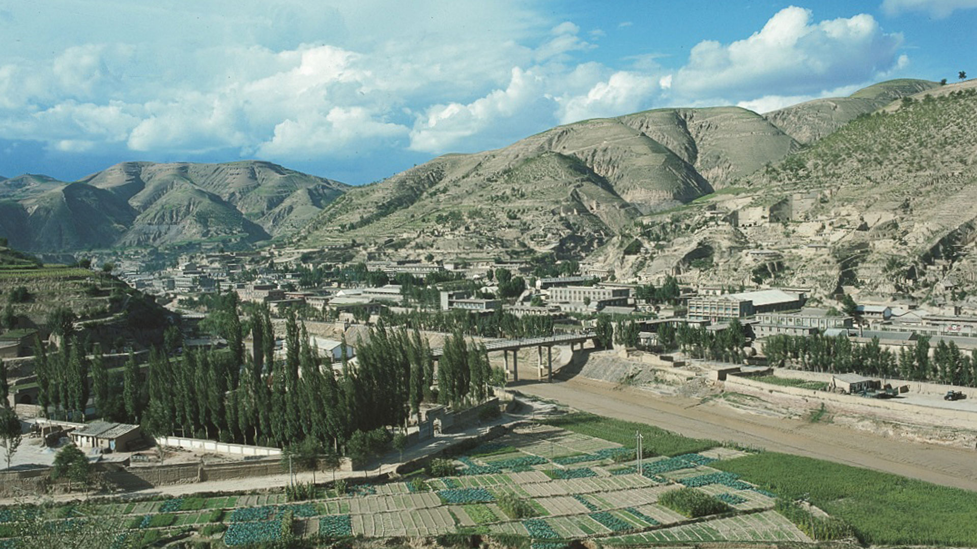 &ldquo;長(zhǎng)征&rdquo;&ldquo;萬(wàn)里長(zhǎng)征&rdquo;&ldquo;二萬(wàn)五千里長(zhǎng)征&rdquo;最早出現(xiàn)在什么時(shí)候？