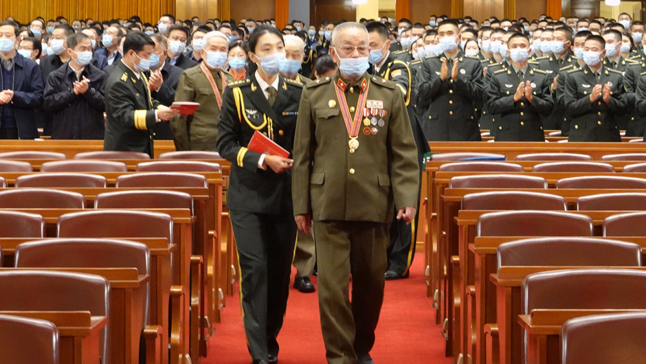 大會前，志愿軍老同志入場