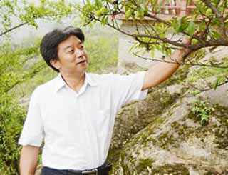 只要有信心 點石能成金&mdash;&mdash;記四川筠連縣春風村支書王家元