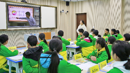 組照《教育扶貧&ldquo;拔窮根&rdquo;阻斷扶貧代際相傳》