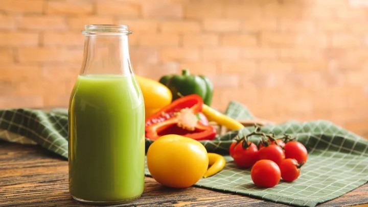 榨蔬菜汁喝，比吃蔬菜更健康更方便？
