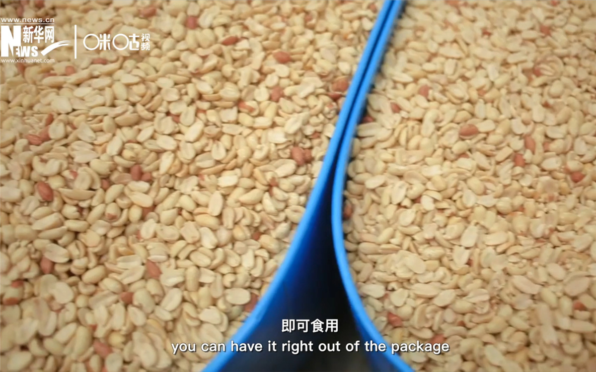 RUTF營養(yǎng)包以花生醬為基底，加入了牛奶、糖、復合維生素和微量礦物質(zhì)