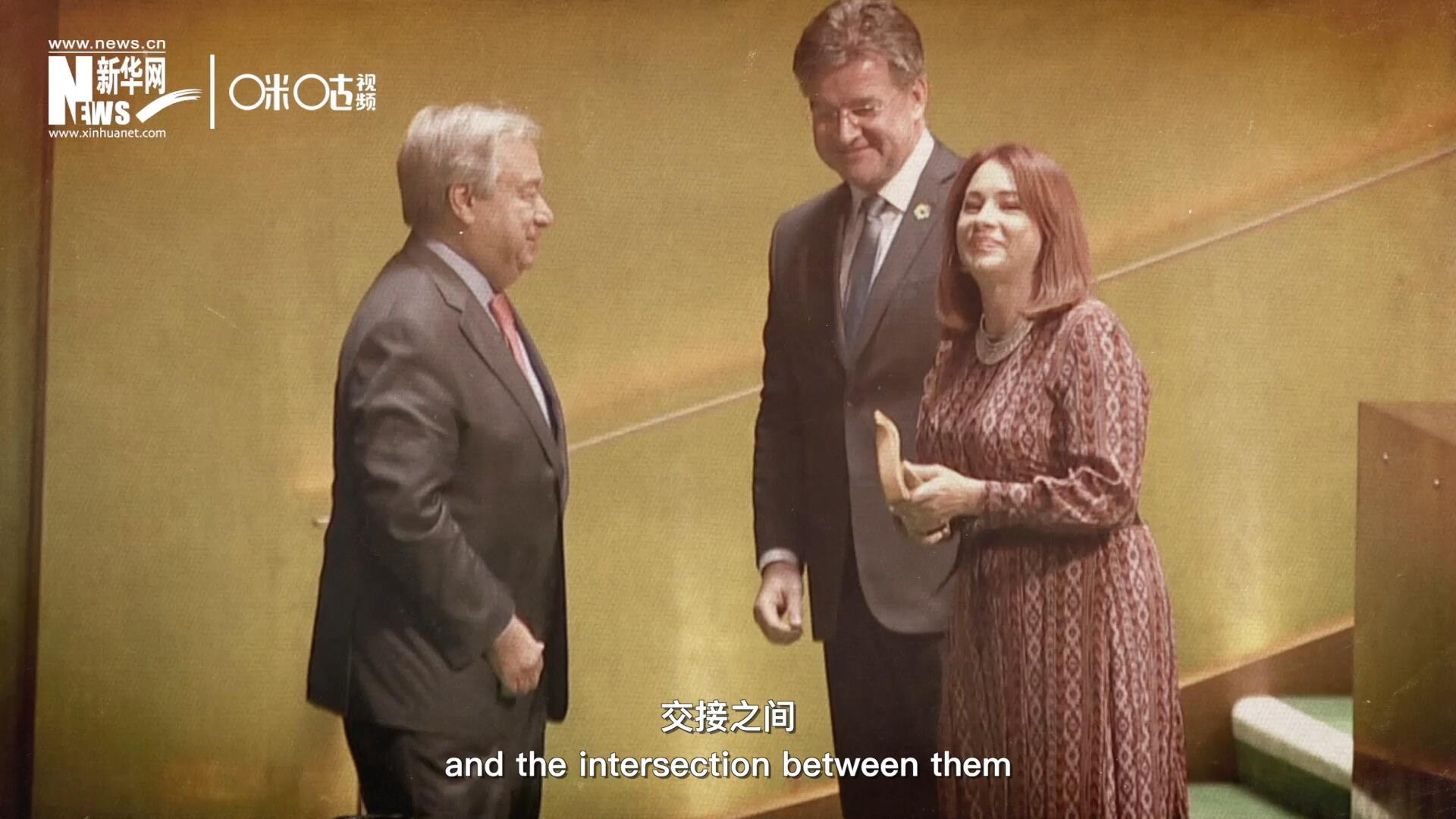 一起一落，交接之間，除了莊嚴的儀式感，更是使命的傳承。