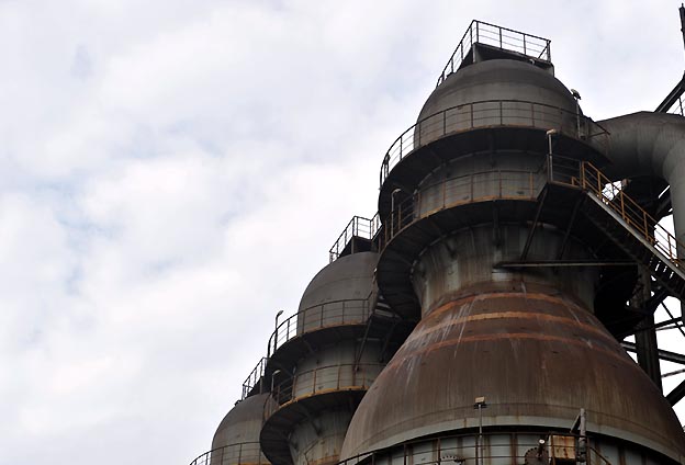 堅(jiān)持以環(huán)保為前提，做到不環(huán)保不生產(chǎn)。