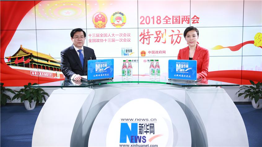 曾文明：推動各方力量向脫貧攻堅聚合，堅決打贏脫貧攻堅硬仗