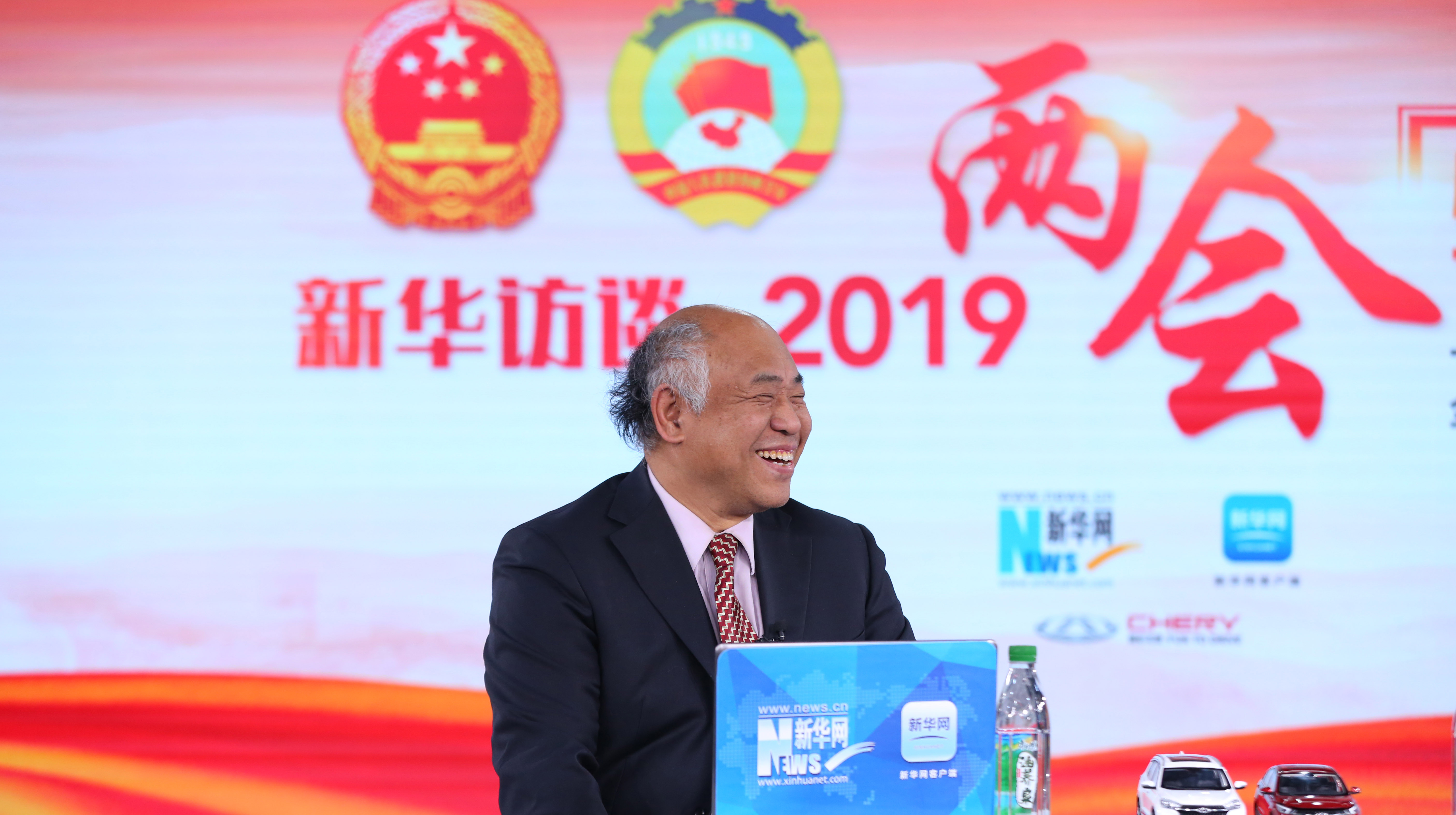 楊宜勇：宏觀調(diào)控首次將就業(yè)與財政、貨幣政策工具并列