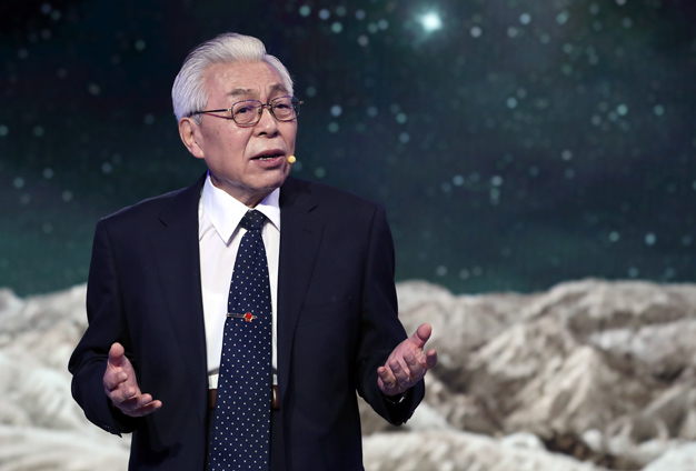 雖然已經(jīng)84歲了，但我還會(huì)加倍努力。