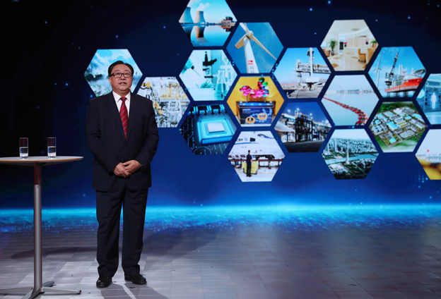 通過(guò)轉(zhuǎn)型，使我們的投資更多地滿足國(guó)家戰(zhàn)略的需要，真正做到&ldquo;為國(guó)而投&rdquo;