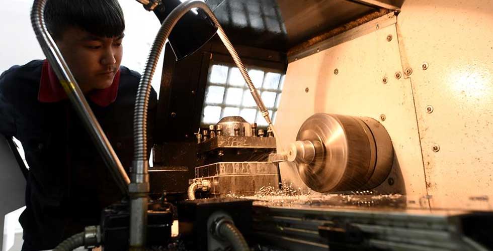 職業(yè)教育為學(xué)生注入&ldquo;工匠精神&rdquo;(組圖)