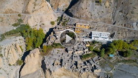 楚松村&ldquo;四代房&rdquo;：中國邊陲巨變縮微影像