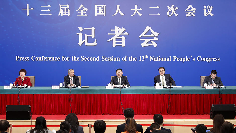 肖亞慶等就&ldquo;國(guó)有企業(yè)改革發(fā)展&rdquo;答記者問(wèn)