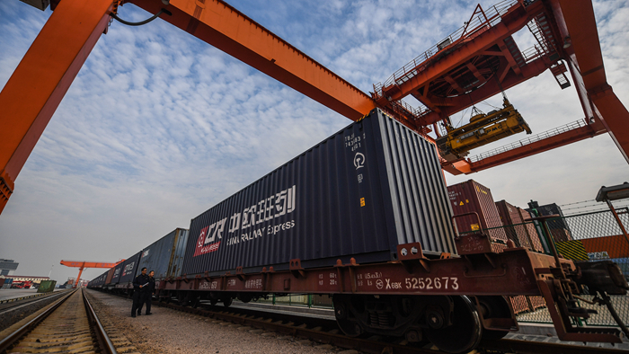 新華微評(píng)&middot;學(xué)習(xí)筆談：這個(gè)&ldquo;世界市場(chǎng)&rdquo;，潛力硬核！