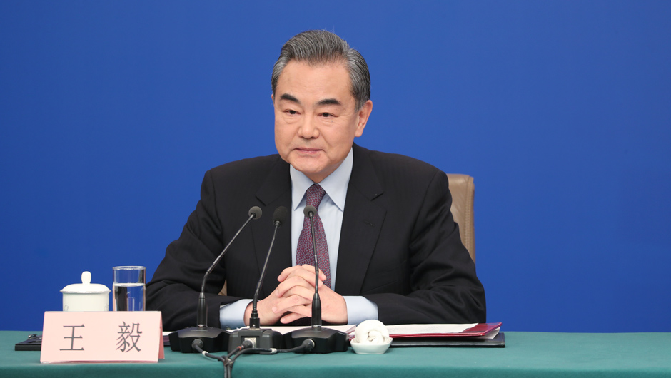 王毅回答記者提問(wèn)