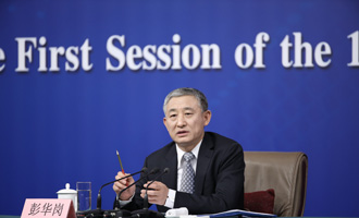 國(guó)資委副秘書(shū)長(zhǎng)、新聞發(fā)言人彭華崗