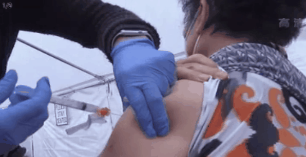 &ldquo;插隊(duì)者&rdquo;過多 加州一疫苗接種點(diǎn)被迫關(guān)閉