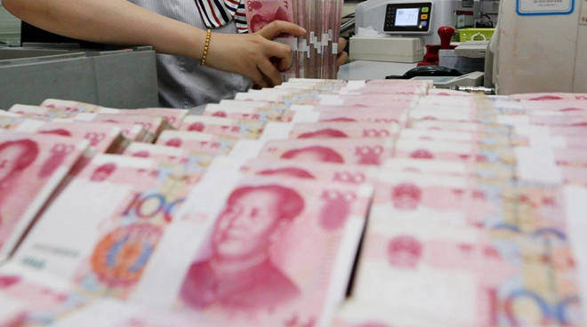 人民幣為何暴跌？對老百姓生活到底有何影響？