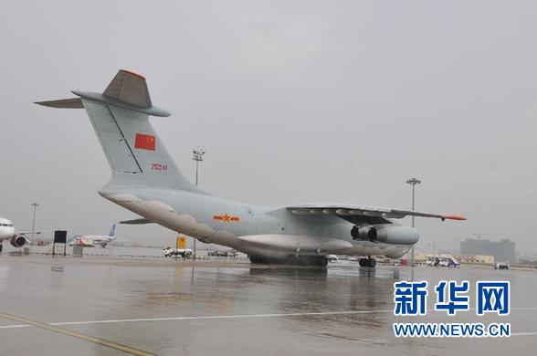 (搜尋馬航370航班·圖文互動)(5)中國空軍3架運(yùn)輸機(jī)抵達(dá)馬來西亞 將展開海外搜救行動