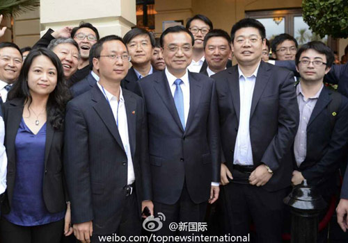 李克強(qiáng)：在非中企了解當(dāng)?shù)匚幕拍茉「?。圖片來(lái)源：&ldquo;新國(guó)際&rdquo;微博。