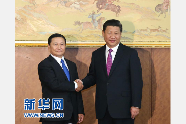 8月22日，國(guó)家主席習(xí)近平在烏蘭巴托會(huì)見(jiàn)蒙古國(guó)總理阿勒坦呼亞格。 新華社記者龐興雷攝 