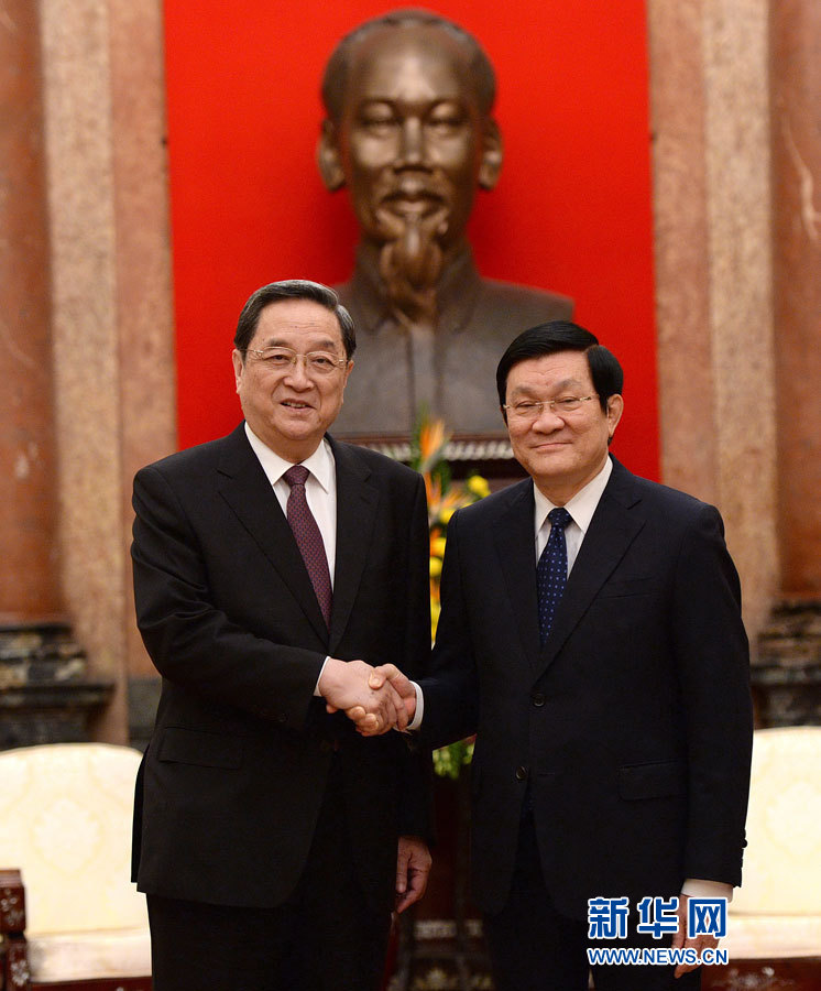 12月25日至27日，中共中央政治局常委、全國政協(xié)主席俞正聲對越南進(jìn)行正式訪問。這是12月26日，俞正聲在河內(nèi)會見越南國家主席張晉創(chuàng)。 新華社記者馬占成攝